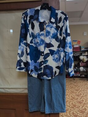 Blue Floral Button-Front Women’s Shirt Jacket